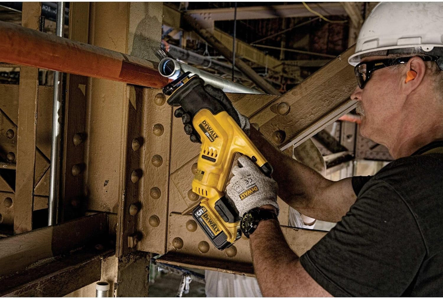 DeWalt 20V MAX Cordless Reciprocating Saw Compact Variable Speed LED Light Bare Tool Only (DCS387B)